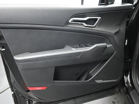 Used 2026 Kia Sportage LX AWD/4WD image 24