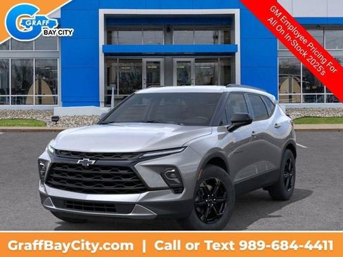 New 2025 Chevrolet Blazer LT w/ Convenience Package image 7
