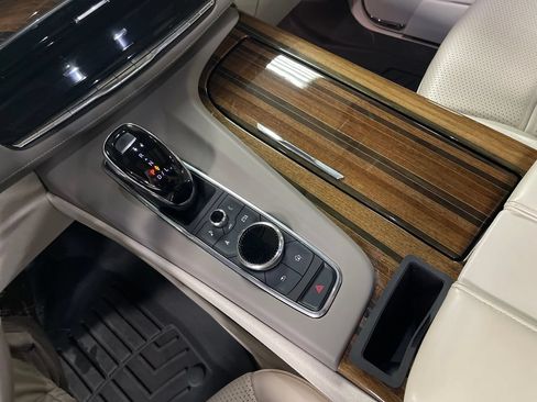 Used 2023 Cadillac Escalade Sport Platinum AWD/4WD image 24