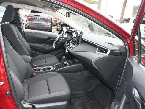 Used 2024 Toyota Corolla LE image 19