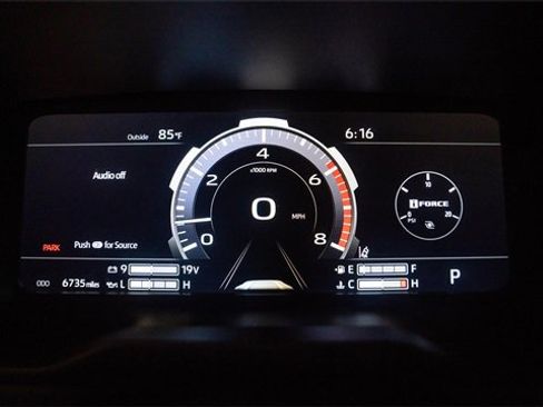 Used 2025 Toyota Tundra Limited image 6