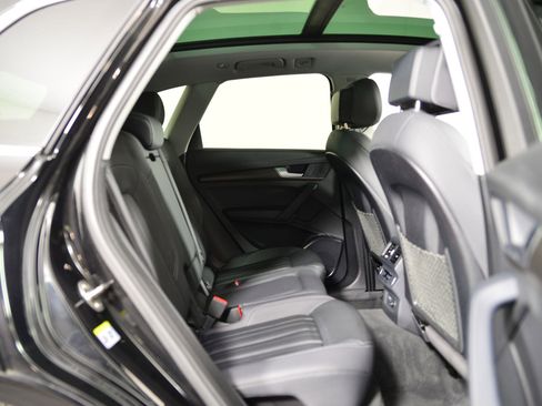 Used 2023 Audi Q5 2.0T Premium w/ Convenience Package image 21