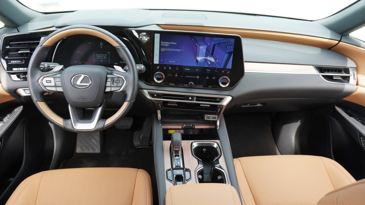 Certified 2025 Lexus RX 350 Premium w/ Accessory Package (Z1) FWD image 28