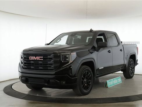 Used 2023 GMC Sierra 1500 Elevation image 10