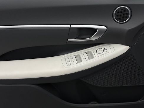 Used 2026 Hyundai Sonata SEL FWD image 13