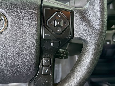Used 2022 Toyota Tacoma SR image 15