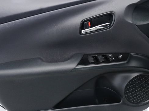 Used 2021 Toyota Prius Prime LE image 21