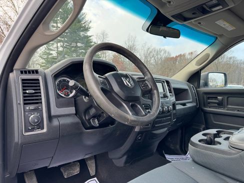 Used 2018 RAM 1500 Express w/ Express Value Package image 14