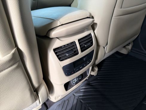 Used 2020 Acura MDX FWD w/ Technology Package image 12