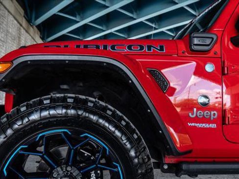 Used 2022 Jeep Wrangler Unlimited Rubicon 4xe w/ Safety Group image 37