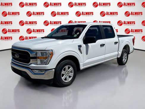 Used 2022 Ford F150 XLT w/ Trailer Tow Package RWD image 1