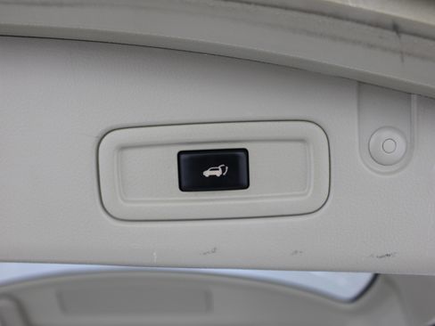 Used 2012 Nissan Murano SL FWD image 22