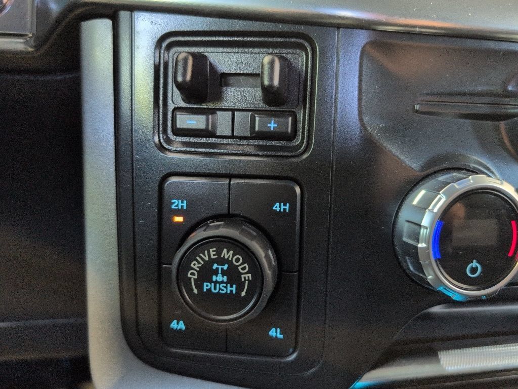 Used 2021 Ford F150 Lariat AWD/4WD image 23