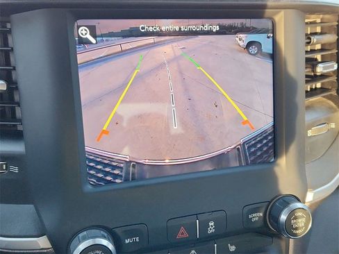 Used 2019 RAM 3500 Big Horn image 15