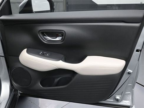 New 2026 Honda HR-V LX image 21