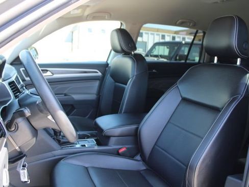 Used 2022 Volkswagen Atlas SE FWD image 27