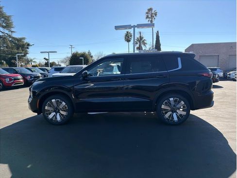 New 2026 Mitsubishi Outlander SEL Black Edition FWD image 8