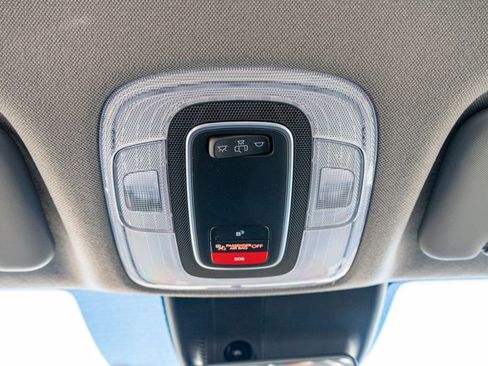 Certified 2025 Hyundai Elantra SEL image 18