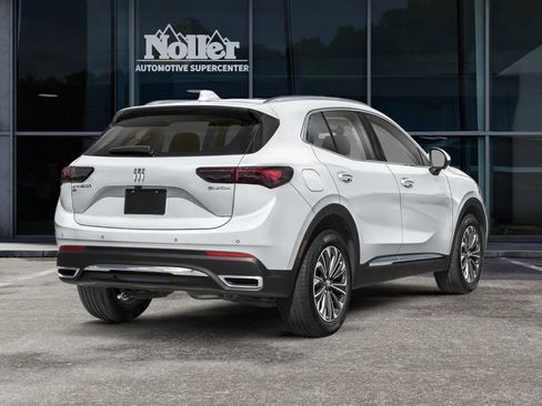 Used 2024 Buick Envision Preferred image 2