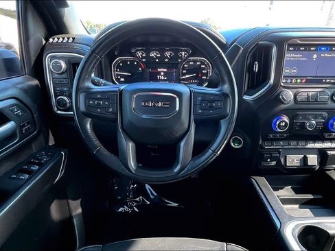 Used 2021 GMC Sierra 2500 AT4 w/ Gooseneck/5TH Wheel Package AWD/4WD image 11