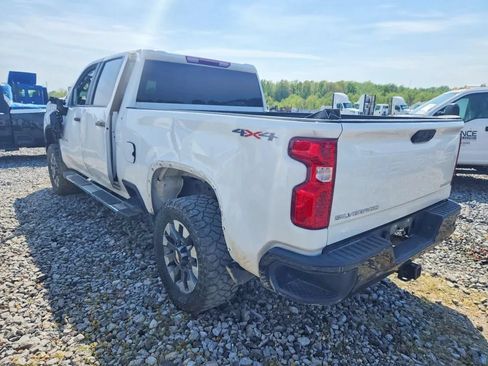 Used 2024 Chevrolet Silverado 2500 Custom w/ Custom Value Package AWD/4WD image 4