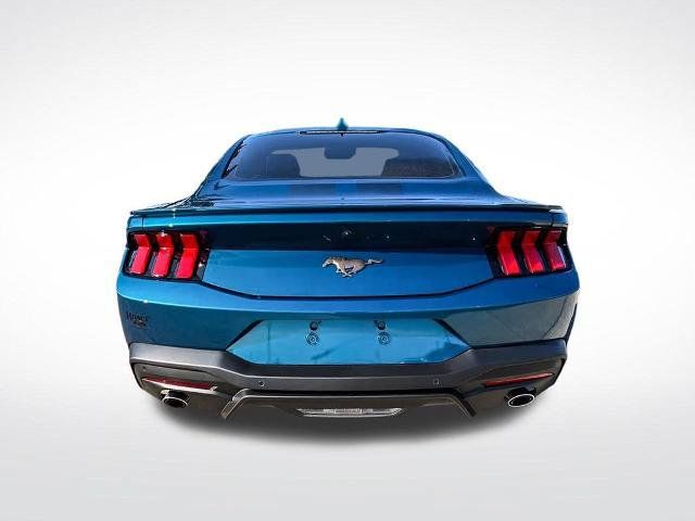 Used 2026 Ford Mustang Premium RWD image 5