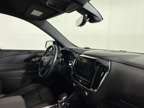 Used 2023 Chevrolet Traverse RS w/ LPO, Floor Liner Package image 37