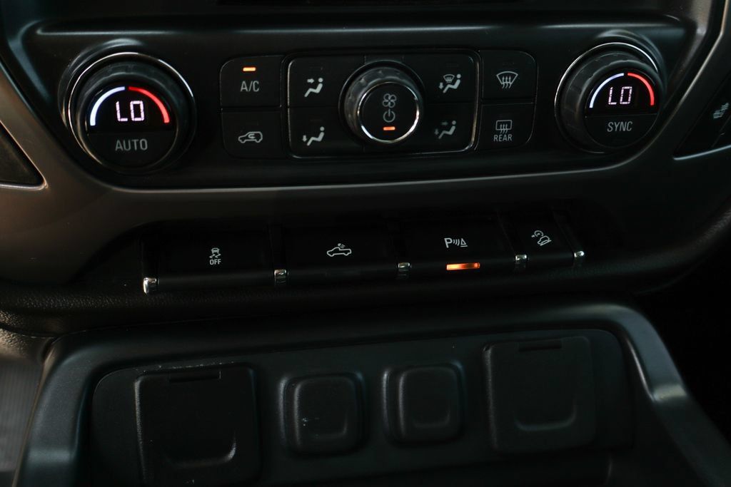 Used 2016 GMC Sierra 1500 SLE w/ All-Terrain Package AWD/4WD image 32