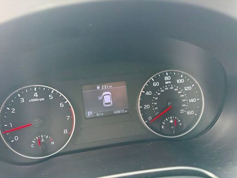 Certified 2023 Kia Seltos LX AWD/4WD image 18