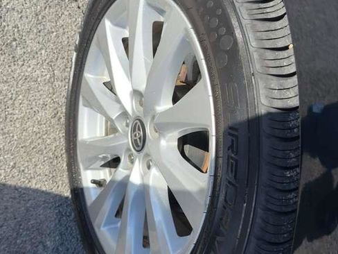 Used 2020 Toyota Camry LE image 2