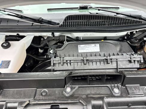 Used 2024 Chevrolet Express 2500 w/ Driver Convenience Package RWD image 10