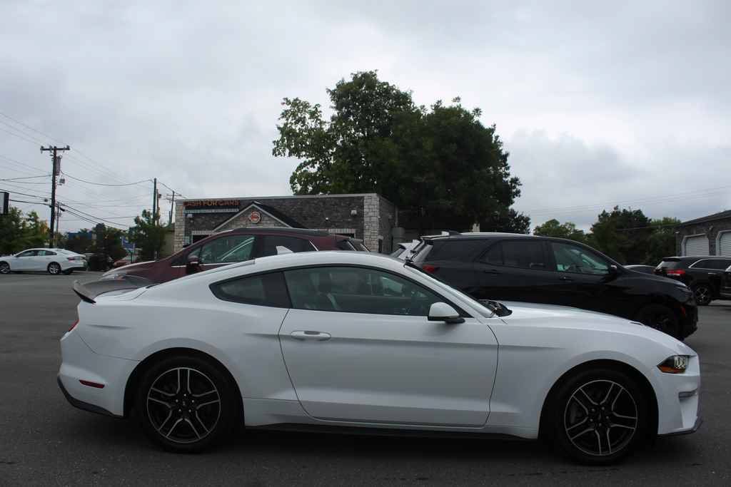 Used 2020 Ford Mustang Premium RWD image 4
