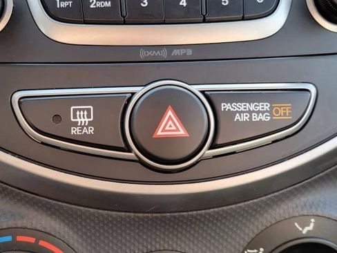 Used 2016 Hyundai Accent SE FWD image 23