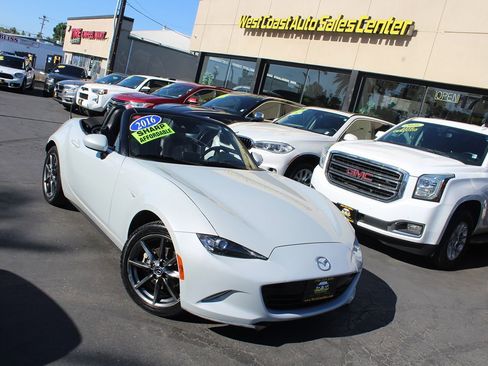 Used 2016 MAZDA MX-5 Miata Grand Touring RWD image 29