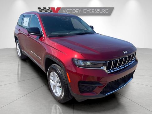 New 2025 Jeep Grand Cherokee Laredo X w/ Trailer Tow Package AWD/4WD image 1