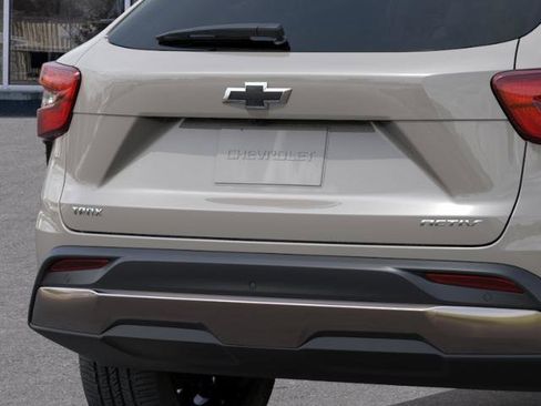 New 2026 Chevrolet Trax ACTIV FWD image 36