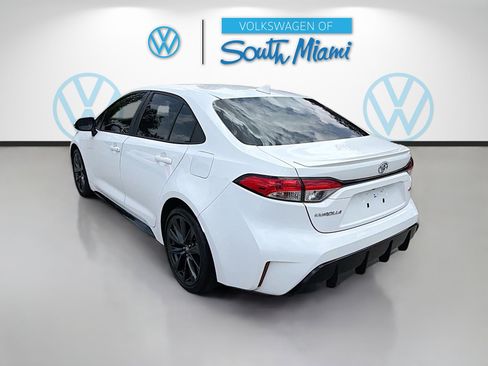 Used 2023 Toyota Corolla SE FWD image 5