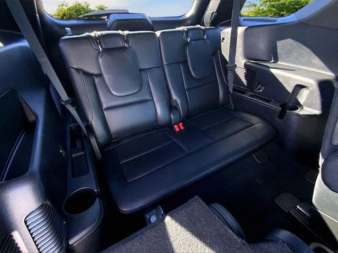 Used 2020 Ford Explorer ST w/ Premium Technology Package image 26