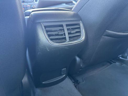 Used 2024 Chevrolet Malibu LT image 23