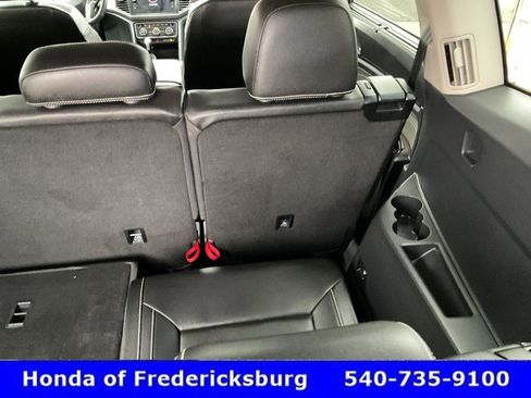 Used 2021 Volkswagen Atlas SE image 23
