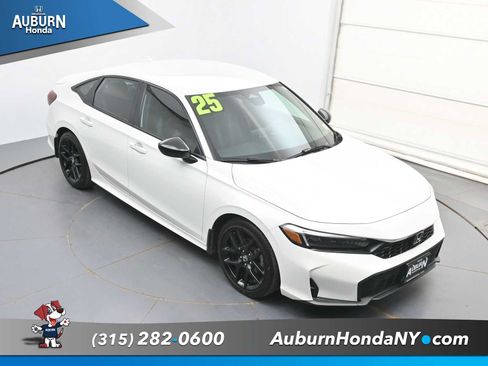 Used 2025 Honda Civic Sport image 27