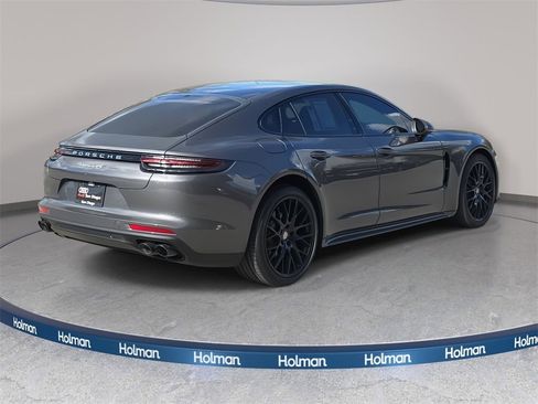 Used 2018 Porsche Panamera 4S image 4
