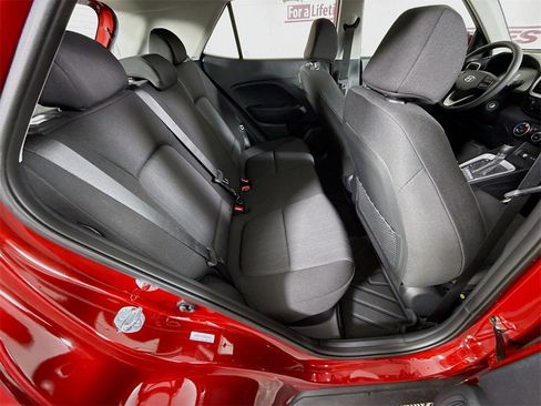 Certified 2026 Hyundai Venue SE image 28