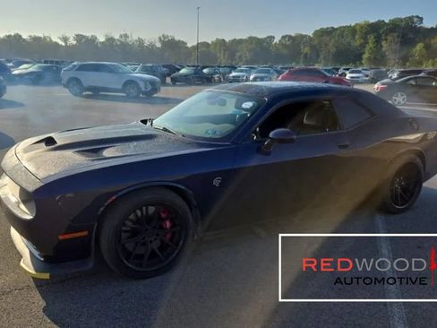 Used 2016 Dodge Challenger SRT Hellcat RWD image 1