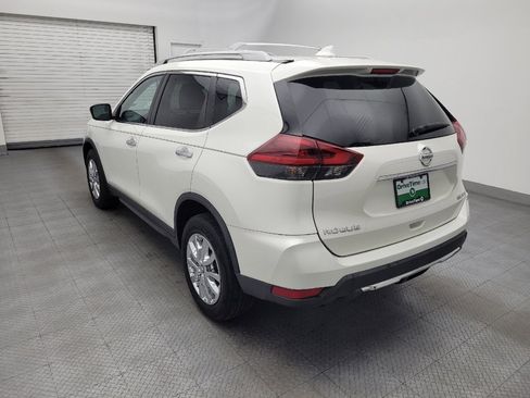 Used 2018 Nissan Rogue SV AWD/4WD image 5