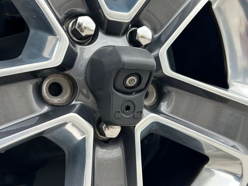 Certified 2018 Jeep Wrangler Unlimited Sahara image 43