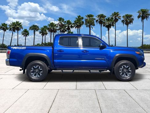 Used 2023 Toyota Tacoma TRD Off-Road AWD/4WD image 3