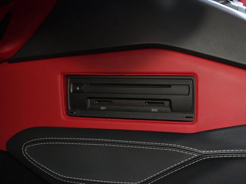 Used 2019 Lamborghini Aventador S image 32