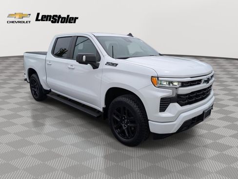 Used 2024 Chevrolet Silverado 1500 RST AWD/4WD image 7