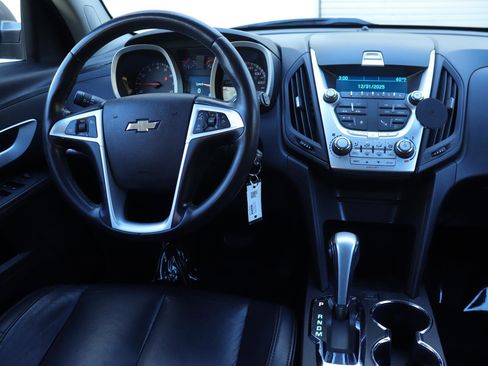 Used 2011 Chevrolet Equinox LT w/ Driver Convenience Package image 24